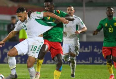 الاتحاد الدولي لكرة القدم يصدر قراره بشأن إعادة مباراة الجزائر والكاميرون