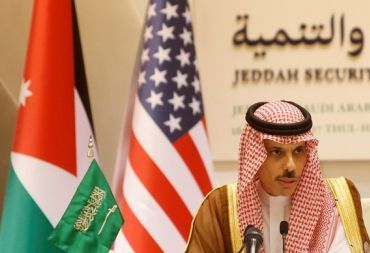 وزير الخارجية السعودي: يدنا ممدودة لإيران ولا وجود لـ"ناتو عربي"