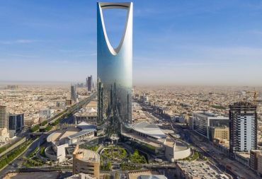 450 شركة حصلت على تصاريح لافتتاح مقراتها الإقليمية في السعودية