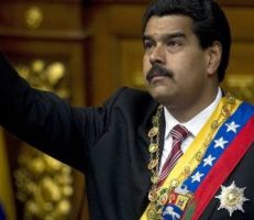 تنصيب مادورو رئيساً لفنزويلا حتى عام 2025