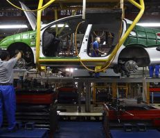وزیر الصناعة: إيران تضاعف إنتاجها من السيارات 4 مرات بنهاية آذار 2019