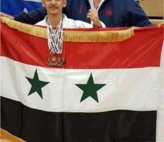 طفل سوري يحرز خمس ميداليات في بطولة كندا للكارتيه