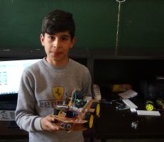 الطفل محمد ظفار صاحب ال "13 اختراعا" في مجال الطاقة