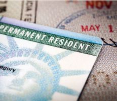 إدارة ترمب تحدد معايير جديدة للفيزا والإقامة بالولايات المتحدة