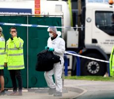 تهريب البشر: الشرطة البريطانية تعثر على 39 جثة في شاحنة قادمة من بلغاريا