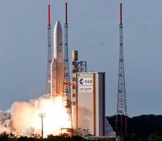 إطلاق القمر الصناعي المصري الأول لأغراض الاتصالات "طيبة 1" اليوم