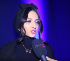 توقيف مصممة الأزياء عايشة عياش بتهم ابتزاز الفنانات المغاربة (فيديو)