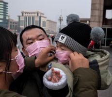 حصيلة الوفيات بسبب فيروس كورونا الصيني تزيد عن 100 مع تزايد سرعة الانتشار