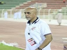 عبدالناصر مكيس يقود كرة قدم الطليعة