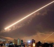 عدوان إسرائيلي على المنطقة الجنوبية والدفاعات الجوية تسقط معظم الصواريخ (فيديو)
