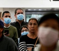 طلاب سوريون يعودون من الصين بسبب فيروس كورونا