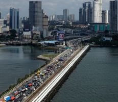 اقتصاد سنغافورة يتراجع في علامة مبكرة على الانهيار في آسيا