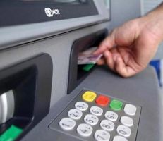 وزير المالية : ألف نقطة لتسليم الرواتب لحاملي بطاقات الصراف