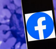 فيسبوك تمنع المعلنين من استهداف المهتمين بـ "العلوم الزائفة"