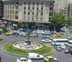 محافظة دمشق: لا صحة لما يشاع عن تسجيل أسماء الراغبين بالعودة لمخيم اليرموك
