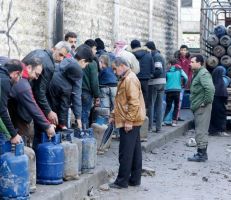 مواطنون في حمص لم يحصلوا على مخصصاتهم من الغاز منذ 70 يوماً