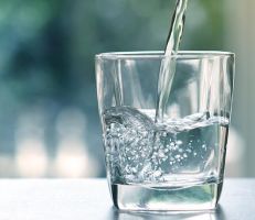 علامات تدل على أنك لا تشرب كمية كافية من الماء