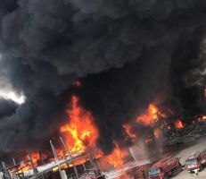 الدفاع المدني: لا يوجد خطر من تمدد حريق مرفأ بيروت