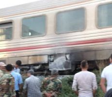 عاجل مراسلة المشهد في اللاذقية: حريق في أحد محركات قطار نقل الركاب بين اللاذقية وطرطوس