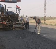 الانتهاء من أعمال تعبيد طريق الجفرة الرئيس بريف ديرالزور الشرقي