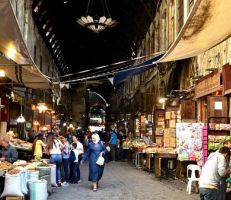 رغم قدوم العيد: جمود في أسواق دمشق بسبب الحر والغلاء