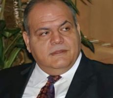 الوزير عمرو سالم يقرر رفع دعوى: غسان جديد تجاوز الخطوط الحمراء
