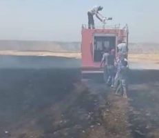 التهمت 48 دونماً من القمح .. اخماد 5 حرائق في مناطق متفرقة من درعا