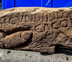 اكتشاف حجر روماني قديم في بريطانيا يحمل عبارة إذلال وشتيمة جنسية