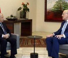 الرئيس اللبناني يكلف نجيب ميقاتي بتشكيل الحكومة الجديدة