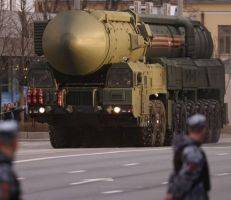 روسيا تهدد باستخدام ترسانتها النووية ردا على "عدوان مباشر" من جانب الناتو