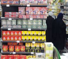 حماية المستهلك تتساءل عن سبب غياب الزيت النباتي في السورية للتجارة وتوفره في الأسواق!