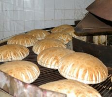 هل يتكرر سيناريو رفع اسعار "المازوت والبنزين" مع الخبز؟
