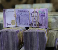 خبير اقتصادي: قروض الحكومة السورية عديمة الجدوى لذوي الدخل المحدود وقسطها يتجاوز راتب الموظف!
