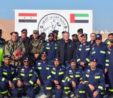 الفريق الإماراتي للبحث والإنقاذ ينهي مهامه في اللاذقية ويسلم تجهيزات ومعدات الإنقاذ لفرق الدفاع المدني (صور)