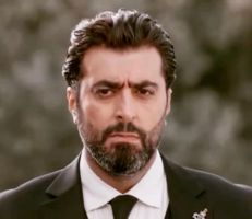 باسم ياخور: "لا أجد خطأ بمشهد "تقبيل القدم" في العربجي.. وأختلف جدا مع مكسيم خليل"