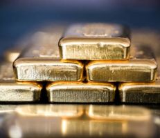 الذهب يصعد مع استمرار المخاطر الاقتصادية
