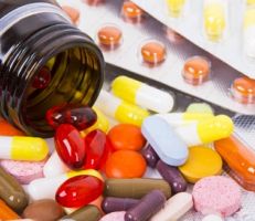 نقابة الصيادلة : الصحة رفعت أسعار الأدوية بنسب تتراوح بين 70 إلى 100 بالمئة
