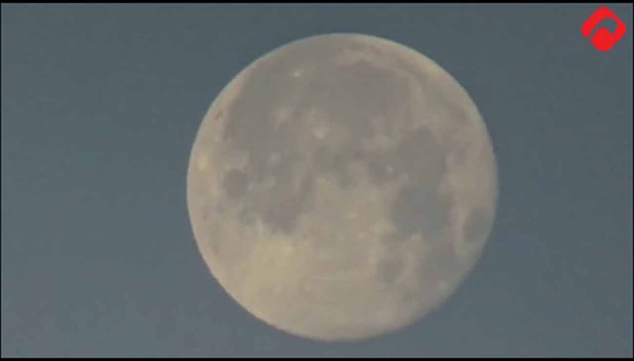 القمر العملاق في سماء الساحل السوري (فيديو)
