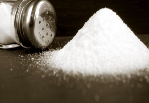 وقف استيراد مادة الملح هذا العام