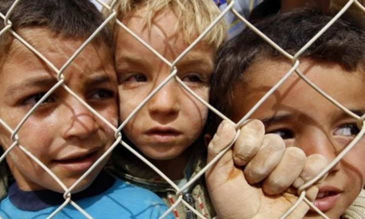 ديلي تلغراف: عشرات الأطفال البريطانيين يعيشون في مخيمات اللاجئين في سوريا