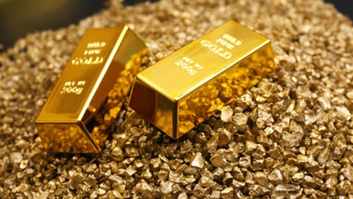 الذهب يهبط إلى أدنى معدلاته
