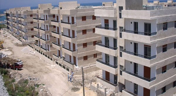 وزارة الأشغال العامة تقترح تمويل بناء  100 ألف شقة سكنية