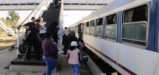 قطارات لنقل زوار معرض دمشق الدولي "34 رحلة يوميا"