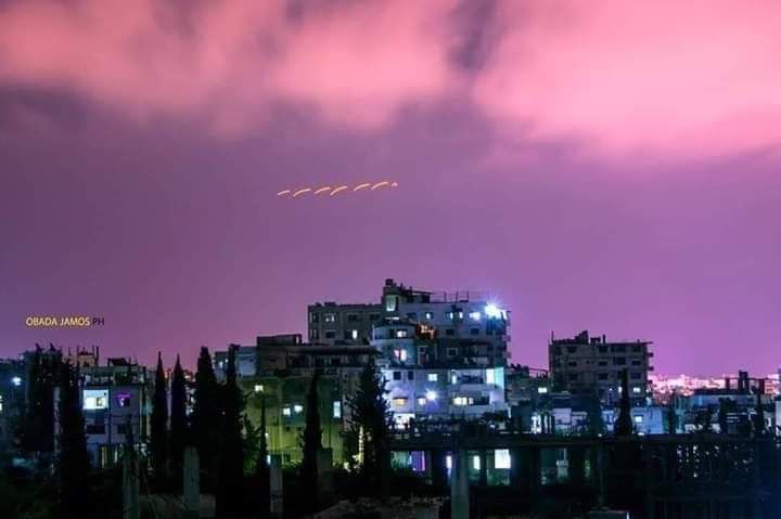 تفسير ظهور الأجسام المضيئة في سماء الساحل السوري مؤخراً