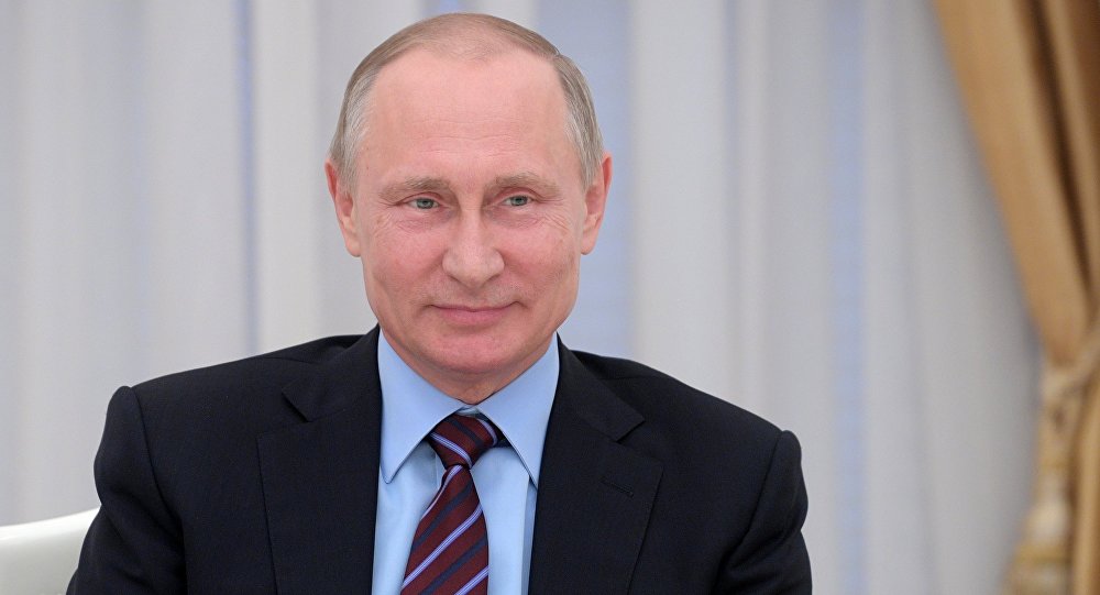 "الرئيس الروسي" أزمة هواوي بداية حرب الكترونية جديدة