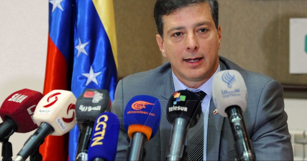 سفير فنزويلا في دمشق يدعو السوريين للمشاركة بحملة "كفى ترامب"