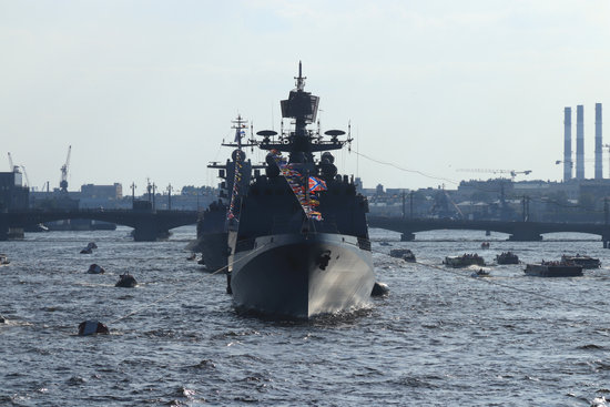 "شويغو" روسيا تقوم بتجهيز قاعدة حميميم  وبناء المرافق في ميناء طرطوس