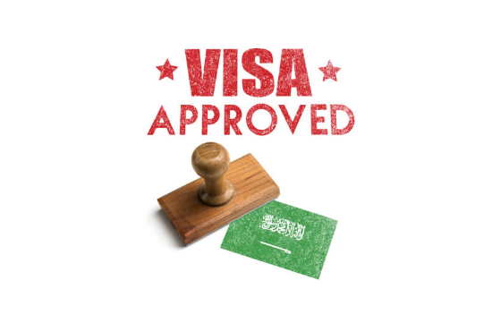 السعودية تفتح التأشيرات السياحية لحاملي الفيزا الأمريكية والأوروبية