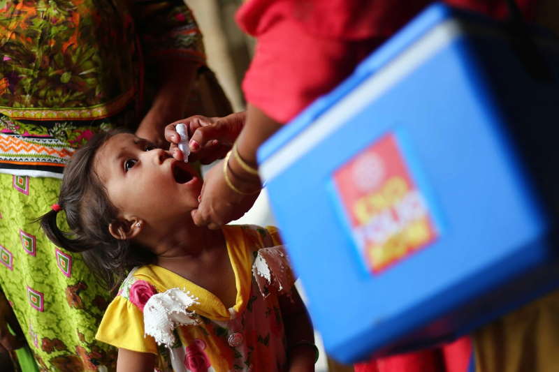 القضاء على سلالتين من مرض شلل الأطفال بشكل كامل ولكن نهاية المرض لا تزال بعيدة