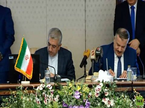 توقيع مذكرة بين "سوريا وإيران" لتوطين التكنولوجيا وصناعة التجهيزات الكهربائية